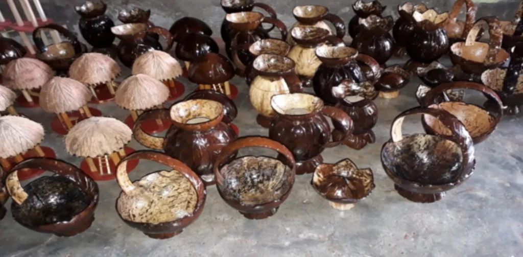 Manufacturing Business Ideas - Coconut Shell Handicraft Products Manufacturing